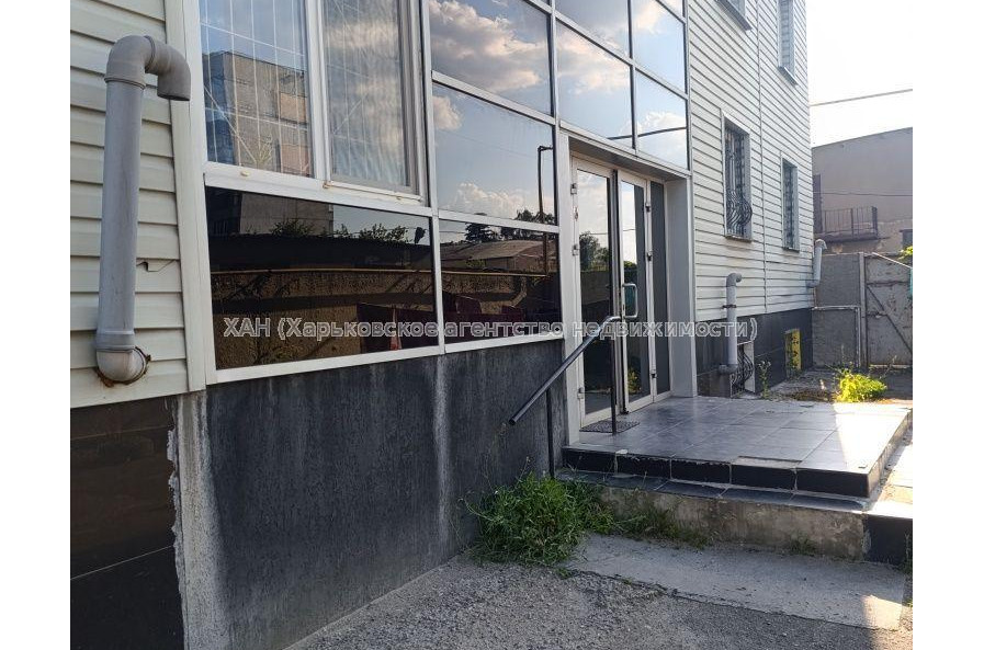 Продам квартиру, Ковтуна ул. , 1 кім., 24 м², советский ремонт 