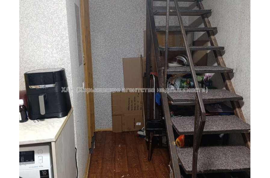Продам квартиру, Ковтуна ул. , 1 кім., 24 м², советский ремонт 