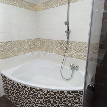 Продам квартиру, Балакирева пер. , 3  ком., 90.60 м², капитальный ремонт 