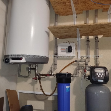 Продам квартиру, Балакирева пер. , 3  ком., 90.60 м², капитальный ремонт 