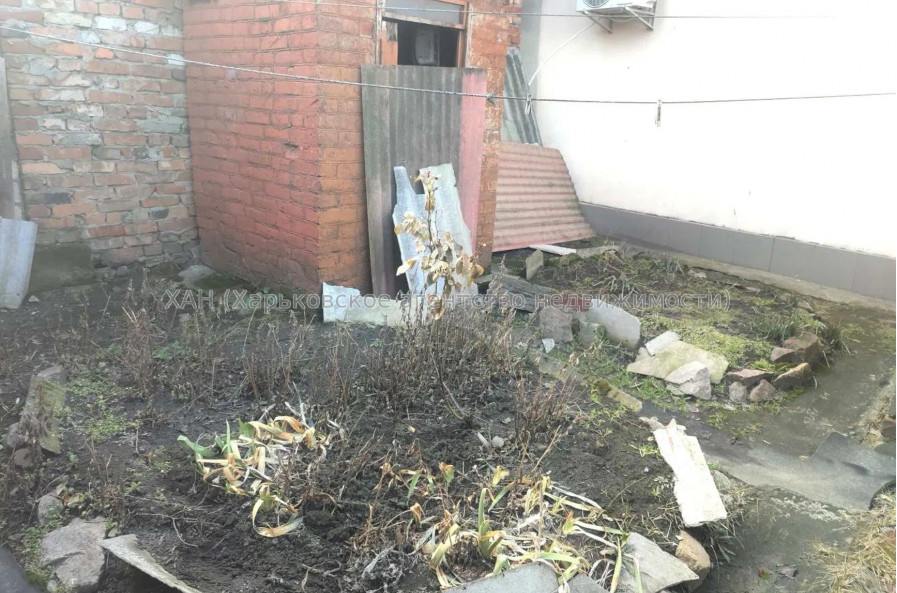 Продам дом, Павла Тычины ул. , 65 м², 1.50 сот., советский ремонт 