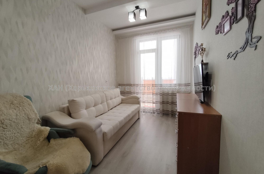 Продам квартиру, Библика ул. , 4 , 1 кім., 37.30 м², капитальный ремонт 