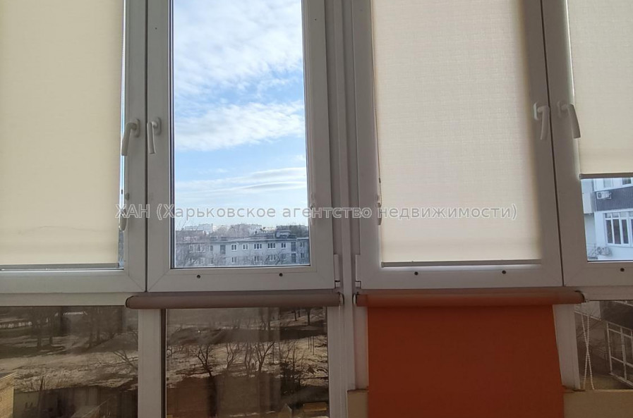 Продам квартиру, Библика ул. , 4 , 1 кім., 37.30 м², капитальный ремонт 