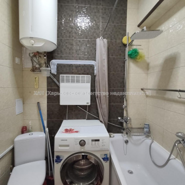 Продам квартиру, Библика ул. , 4 , 1 кім., 37.30 м², капитальный ремонт 