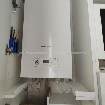 Продам квартиру, Библика ул. , 4 , 1 кім., 37.30 м², капитальный ремонт 