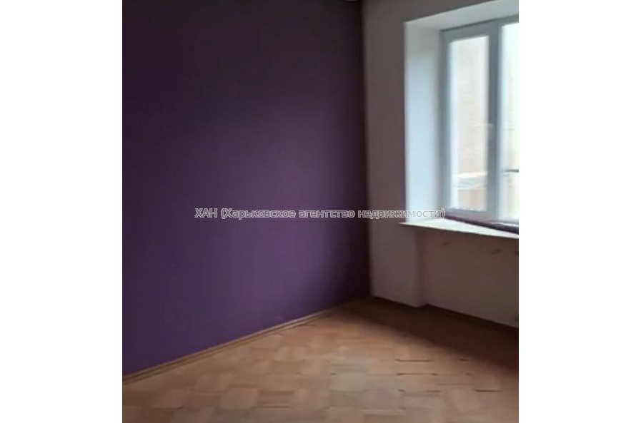 Продам квартиру, Чернышевская ул. , 4 кім., 91.10 м², частичный ремонт 