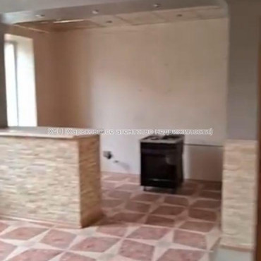 Продам квартиру, Чернышевская ул. , 4 кім., 91.10 м², частичный ремонт 