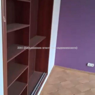 Продам квартиру, Чернышевская ул. , 4 кім., 91.10 м², частичный ремонт 