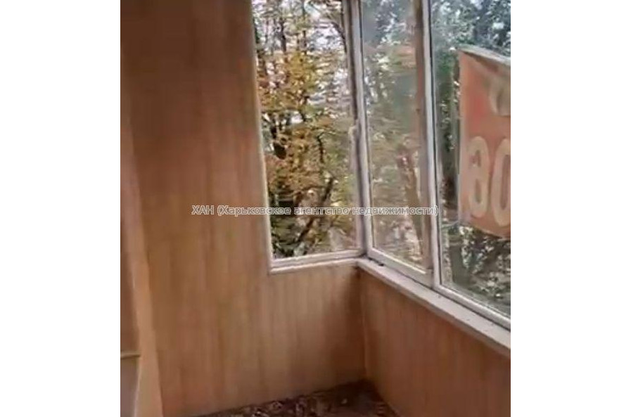 Продам квартиру, Чернышевская ул. , 4 кім., 91.10 м², частичный ремонт 