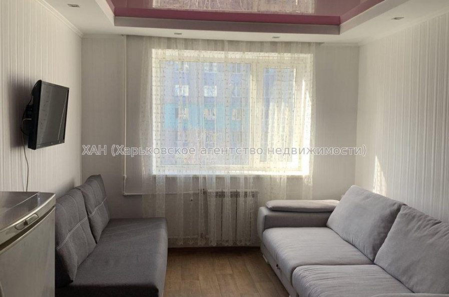 Продам квартиру, Единства ул. , 1 кім., 26 м², авторский дизайн 