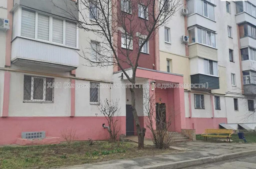 Продам квартиру, Курчатова просп. , 3 кім., 66 м², косметический ремонт 