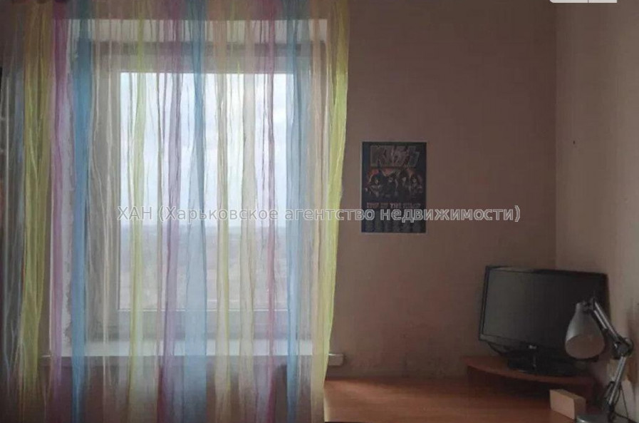 Продам квартиру, Курчатова просп. , 3 кім., 66 м², косметический ремонт 