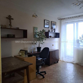 Продам квартиру, Курчатова просп. , 3 кім., 66 м², косметический ремонт