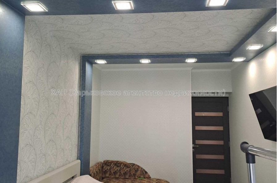 Продам квартиру, Курчатова просп. , 3  ком., 66 м², косметический ремонт 