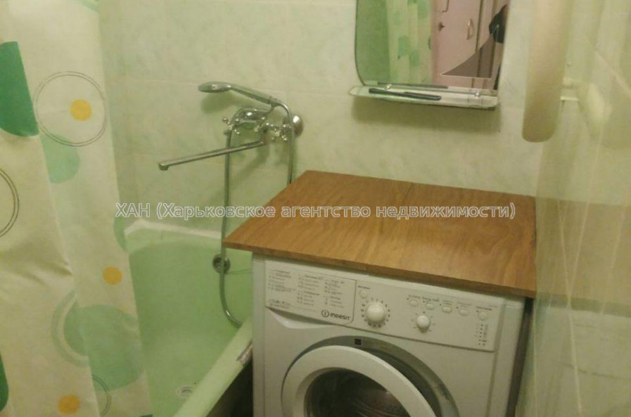 Продам квартиру, Георгия Тарасенко ул. , 1 кім., 32.70 м², косметический ремонт 