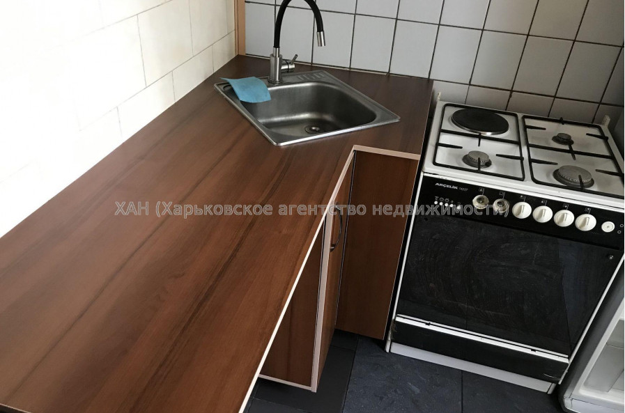 Продам квартиру, Героев Харькова просп. , 2  ком., 44 м², капитальный ремонт 