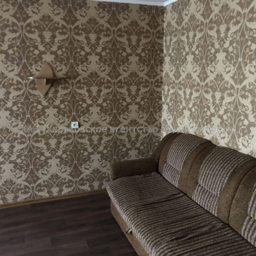 Продам квартиру, Героев Харькова просп. , 2  ком., 44 м², капитальный ремонт 