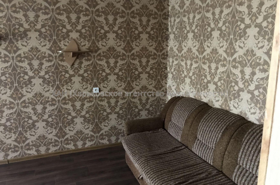 Продам квартиру, Героев Харькова просп. , 2  ком., 44 м², капитальный ремонт 