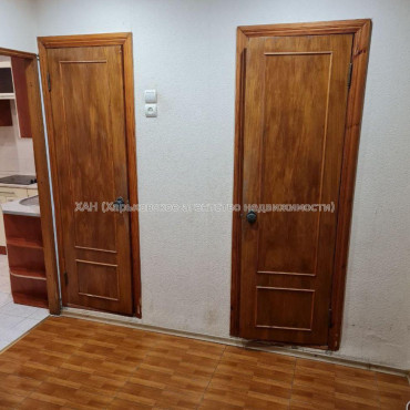 Продам квартиру, Яны Червоной ул. , 1  ком., 40.40 м², косметический ремонт 