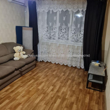 Продам квартиру, Яны Червоной ул. , 1  ком., 40.40 м², косметический ремонт 