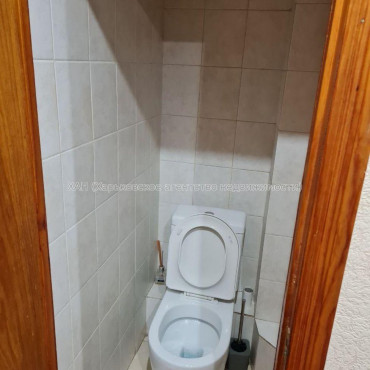 Продам квартиру, Яны Червоной ул. , 1  ком., 40.40 м², косметический ремонт 