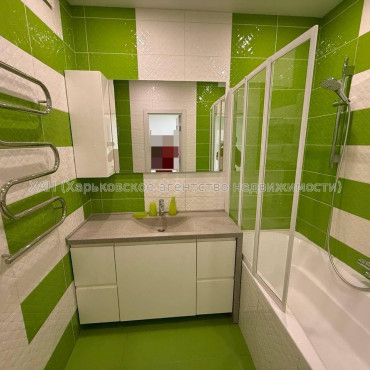 Продам квартиру, Мирослава Мисли ул. , 2  ком., 83 м², авторский дизайн 