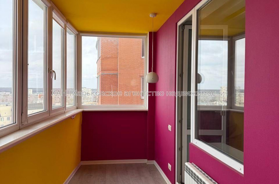 Продам квартиру, Мирослава Мисли ул. , 2  ком., 83 м², авторский дизайн 