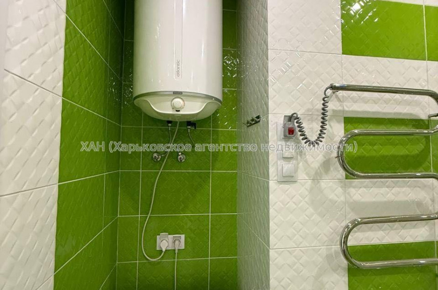 Продам квартиру, Мирослава Мисли ул. , 2  ком., 83 м², авторский дизайн 