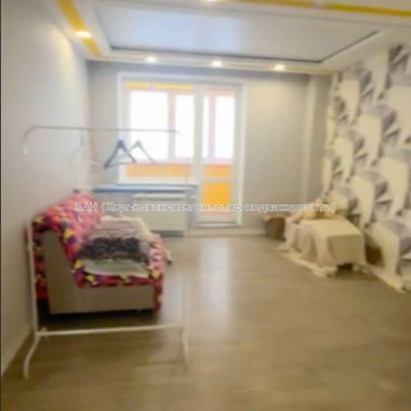 Продам квартиру, Мирослава Мисли ул. , 2  ком., 83 м², авторский дизайн 