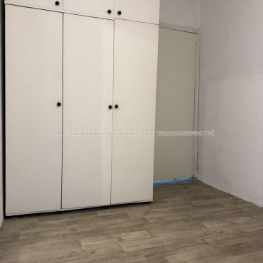 Продам квартиру, Большая Панасовская ул. , 2 кім., 45.70 м², капитальный ремонт 