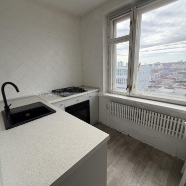 Продам квартиру, Большая Панасовская ул. , 2 кім., 45.70 м², капитальный ремонт 