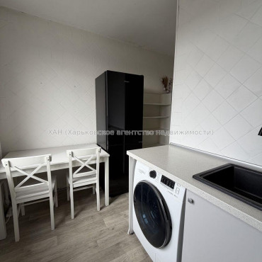 Продам квартиру, Большая Панасовская ул. , 2 кім., 45.70 м², капитальный ремонт 