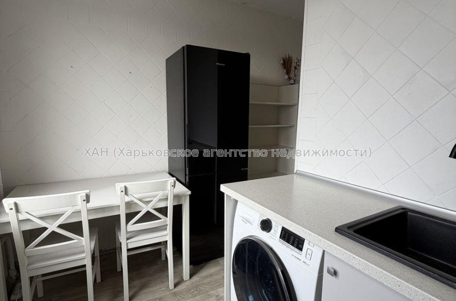 Продам квартиру, Большая Панасовская ул. , 2 кім., 45.70 м², капитальный ремонт 