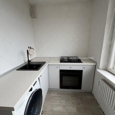 Продам квартиру, Большая Панасовская ул. , 2 кім., 45.70 м², капитальный ремонт 