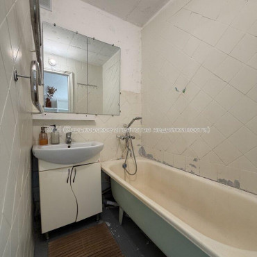 Продам квартиру, Большая Панасовская ул. , 2 кім., 45.70 м², капитальный ремонт 