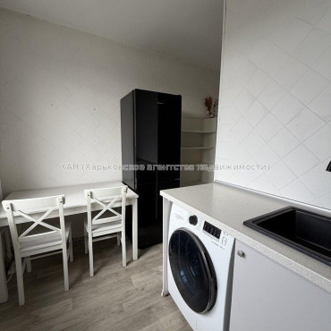 Продам квартиру, Большая Панасовская ул. , 2 кім., 45.70 м², капитальный ремонт 