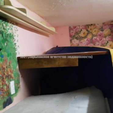 Продам квартиру, Индустриальный просп. , 1  ком., 14.50 м², косметический ремонт 