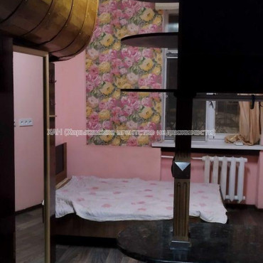 Продам квартиру, Индустриальный просп. , 1  ком., 14.50 м², косметический ремонт 