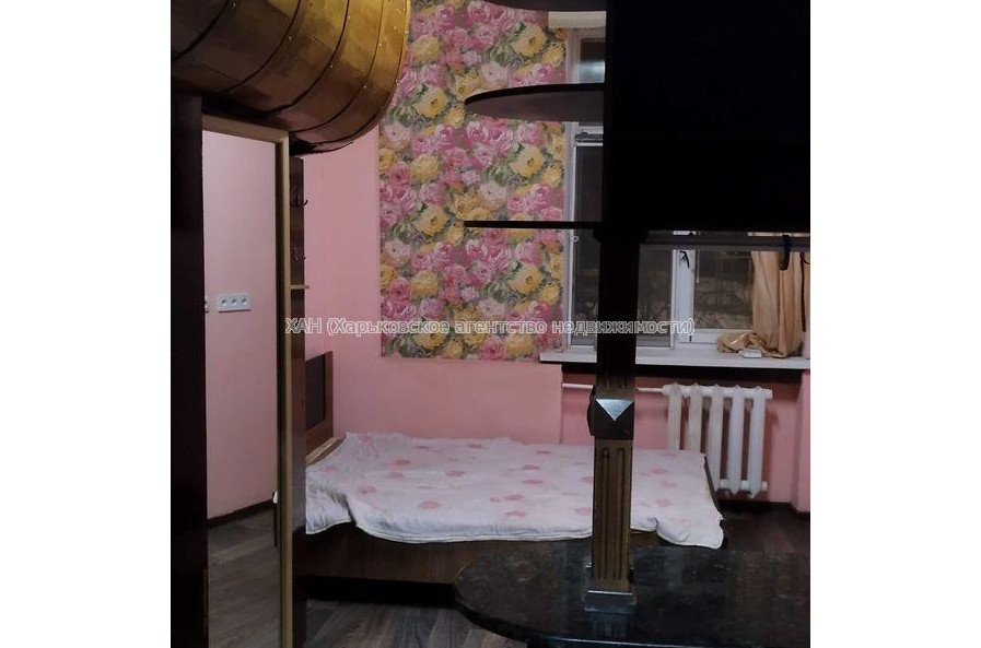 Продам квартиру, Индустриальный просп. , 1  ком., 14.50 м², косметический ремонт 