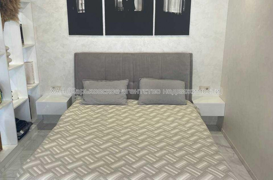 Продам квартиру, Мира ул. , 1 кім., 43.50 м², авторский дизайн 