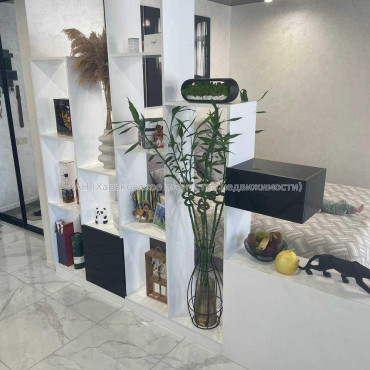 Продам квартиру, Мира ул. , 1 кім., 43.50 м², авторский дизайн 