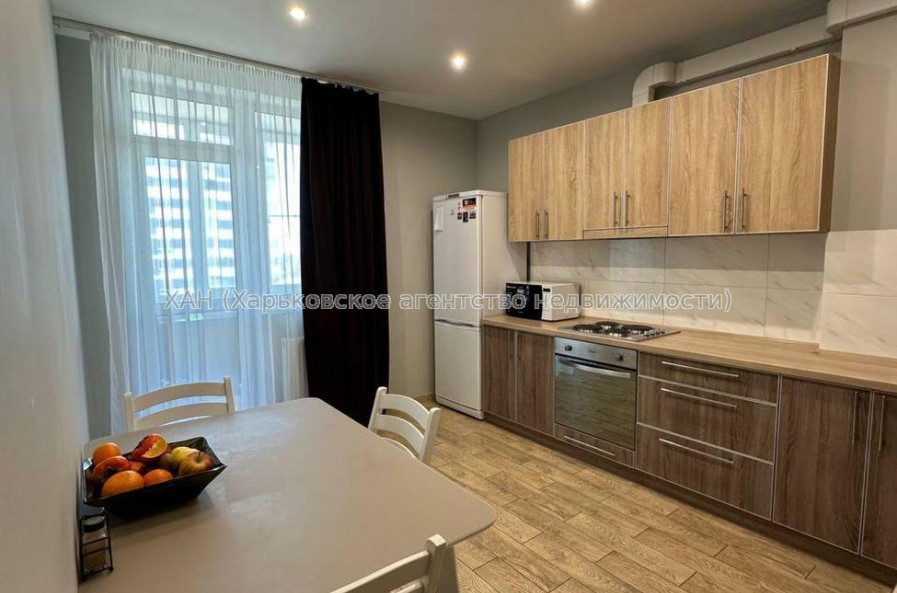 Продам квартиру, Льва Ландау просп. , 2  ком., 63.30 м², евроремонт 