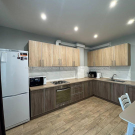 Продам квартиру, Льва Ландау просп. , 2  ком., 63.30 м², евроремонт