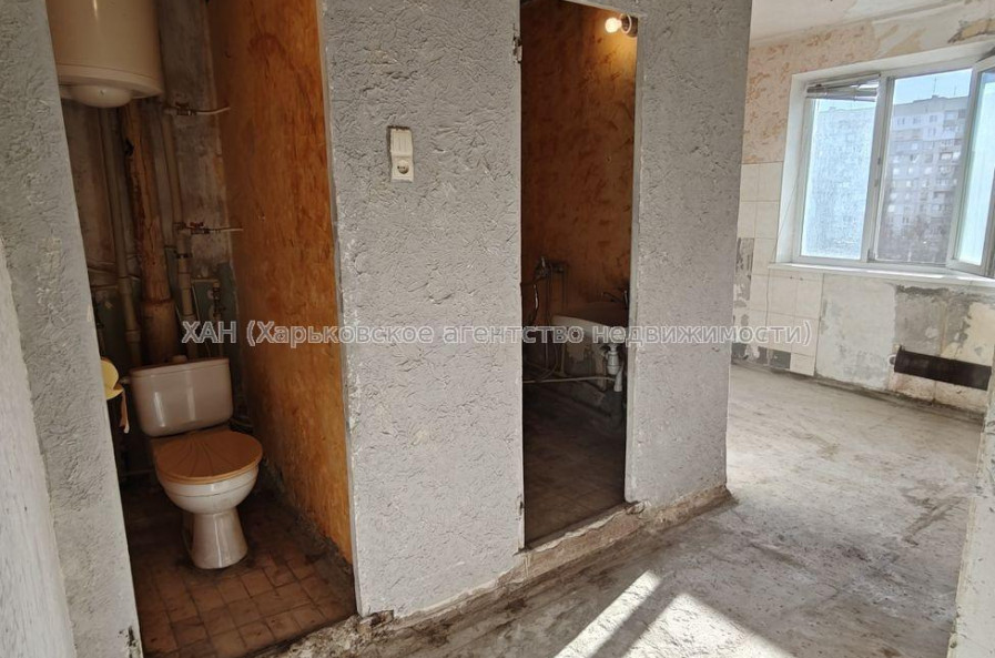 Продам квартиру, Людвига Свободы просп. , 2  ком., 56.80 м², без внутренних работ 