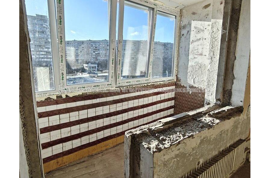 Продам квартиру, Людвига Свободы просп. , 2  ком., 56.80 м², без внутренних работ 