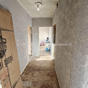 Продам квартиру, Людвига Свободы просп. , 2  ком., 56.80 м², без внутренних работ 