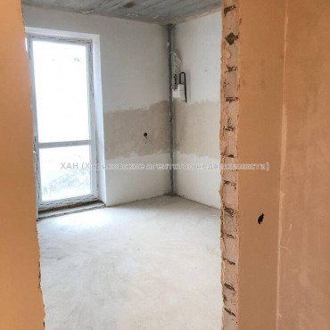 Продам квартиру, Ньютона ул. , 2  ком., 57 м², без внутренних работ 