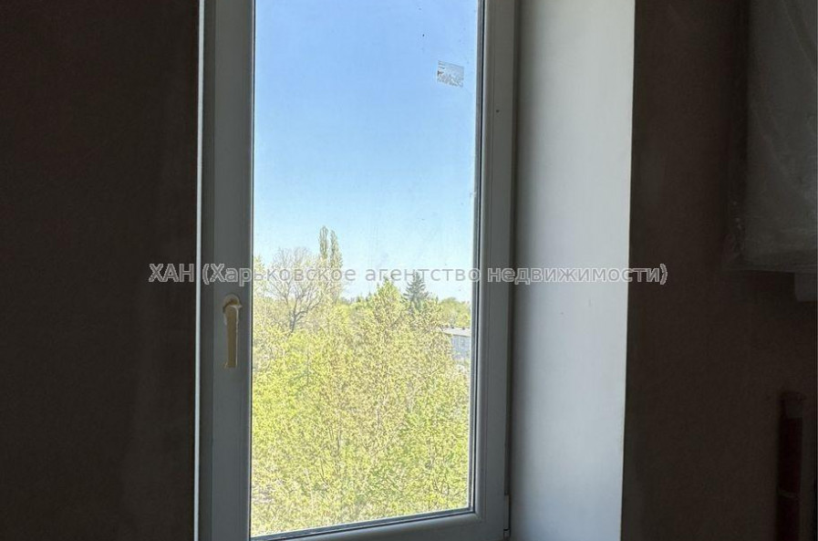 Продам квартиру, Ильи Коваля ул. , 2 кім., 64 м², частичный ремонт 