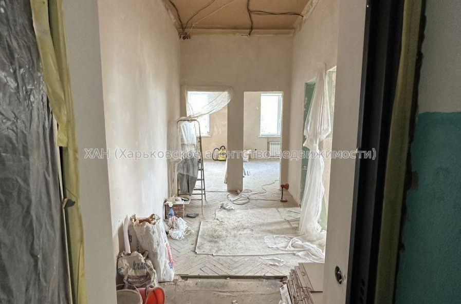 Продам квартиру, Ильи Коваля ул. , 2  ком., 64 м², частичный ремонт 