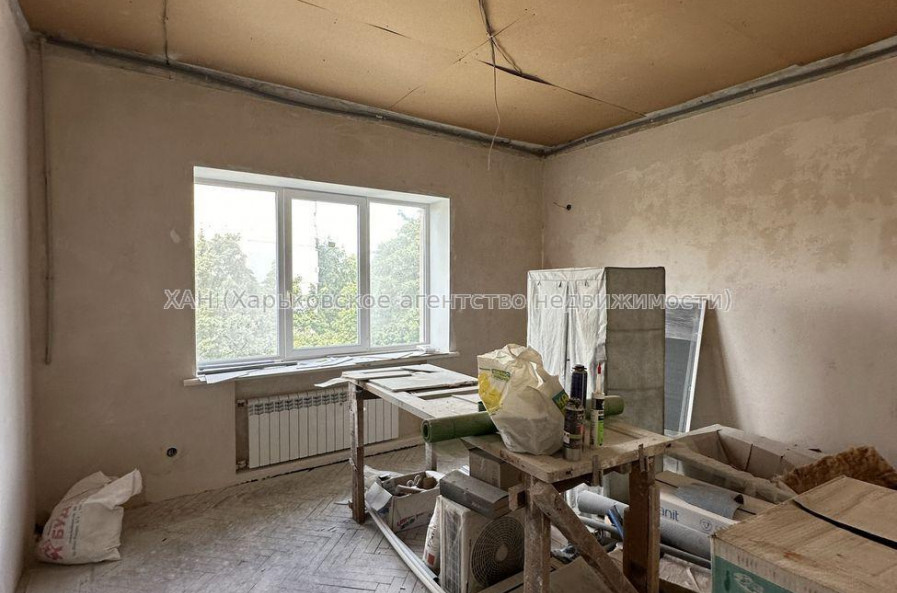 Продам квартиру, Ильи Коваля ул. , 2  ком., 64 м², частичный ремонт 